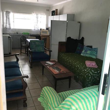 Appartement Tranquility In Klein Karoo à Oudtshoorn Extérieur photo